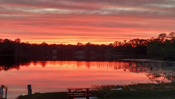 Beautiful-Sunset-At-Lake-Waldena